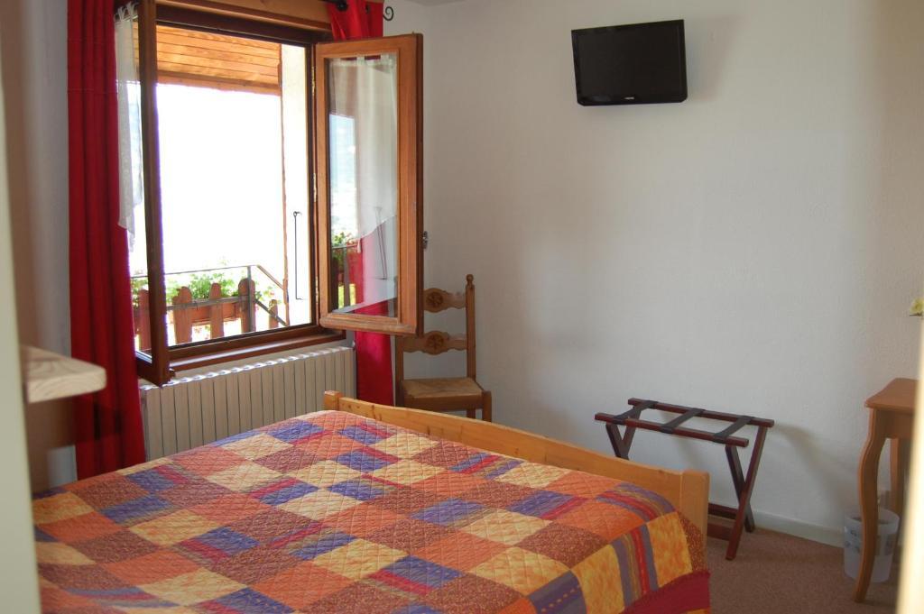 Au Bon Logis Hotel Risoul Szoba fotó