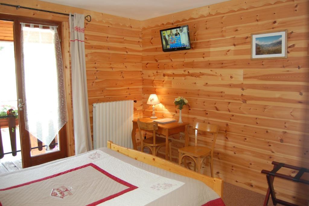 Au Bon Logis Hotel Risoul Szoba fotó