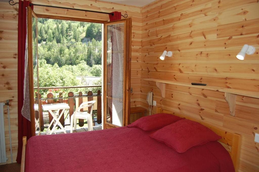 Au Bon Logis Hotel Risoul Szoba fotó