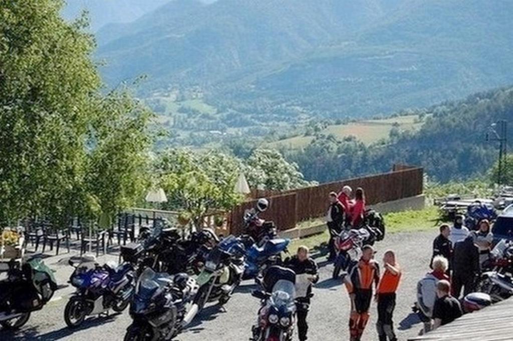 Au Bon Logis Hotel Risoul Kültér fotó